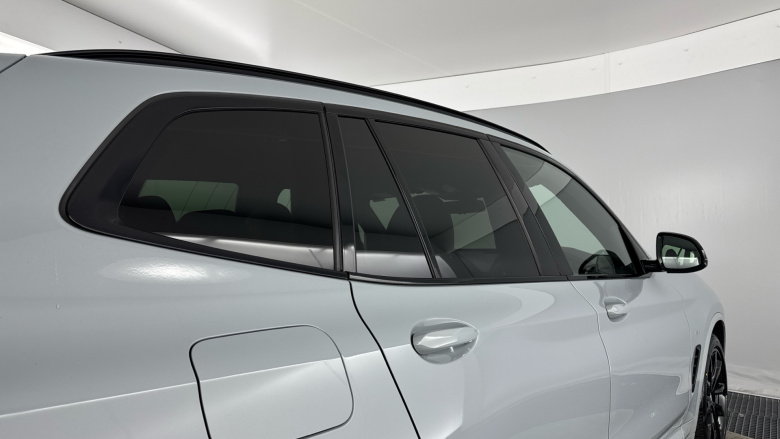 BMW X3 xDrive20i MHT M Sport 5dr Step Auto Petrol Estate